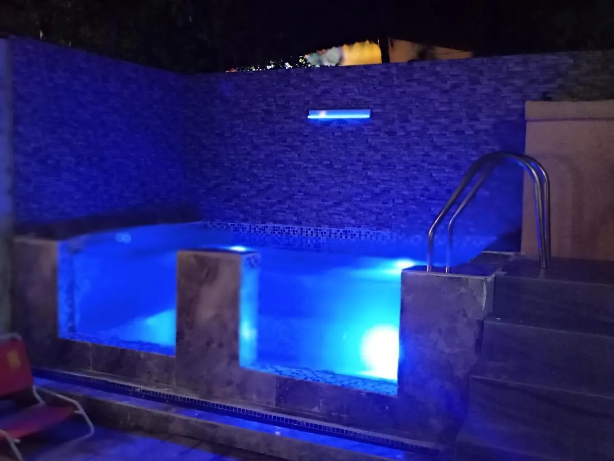 Private House With Pool In Santo Domingo, Quiet, 4 Bed 4 Bath, Brick Bbq, Wi-Fi, Ac, Hot Water, Full Kitchen, Garden Villa